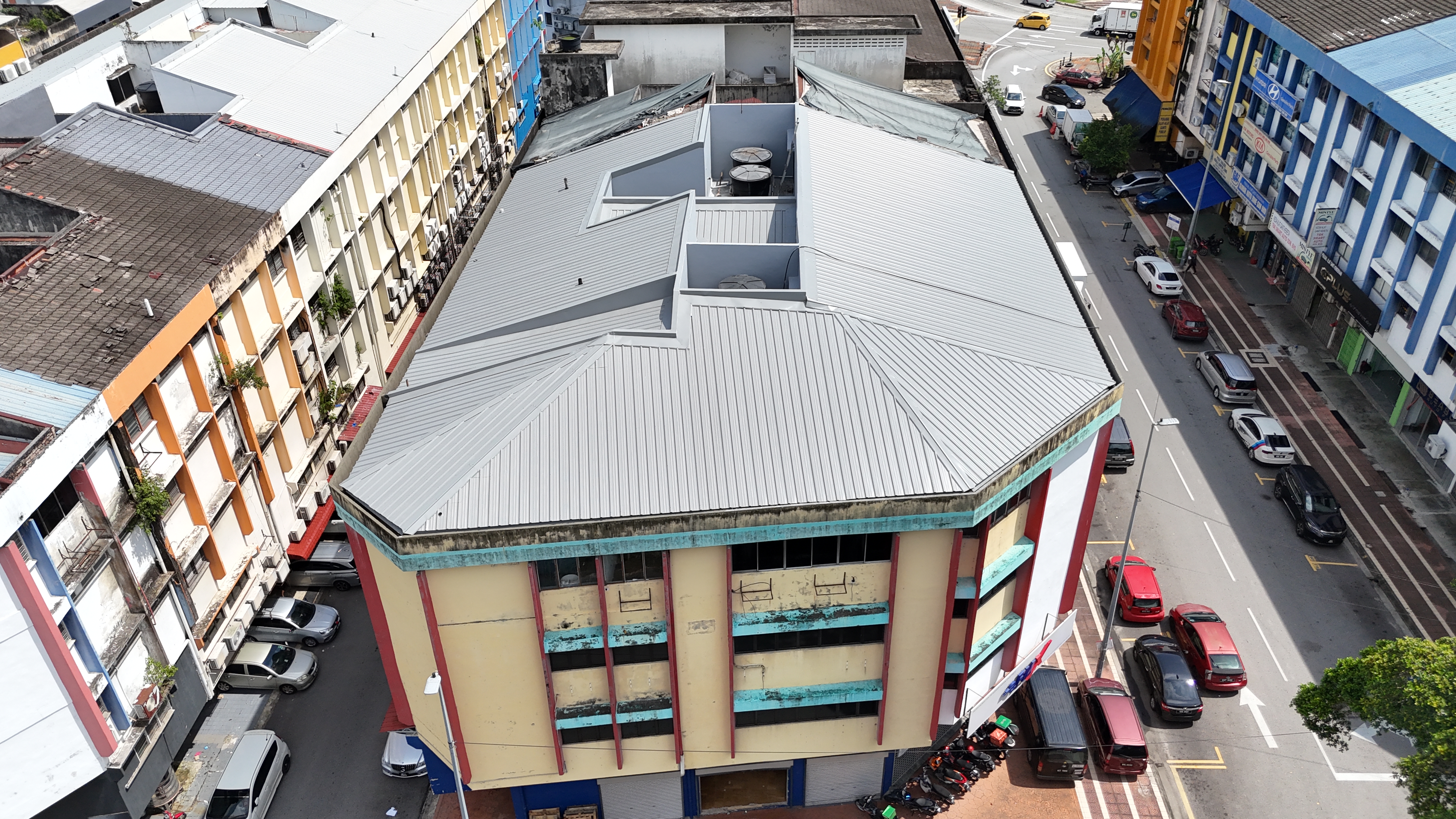 Top-On roofing installation 4